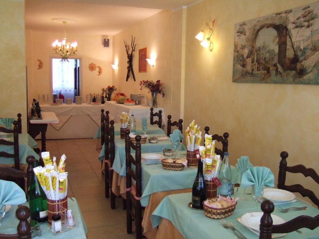 Albergo Elvira Tabiano Terme Buitenkant foto