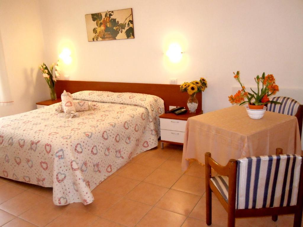 Albergo Elvira Tabiano Terme Buitenkant foto